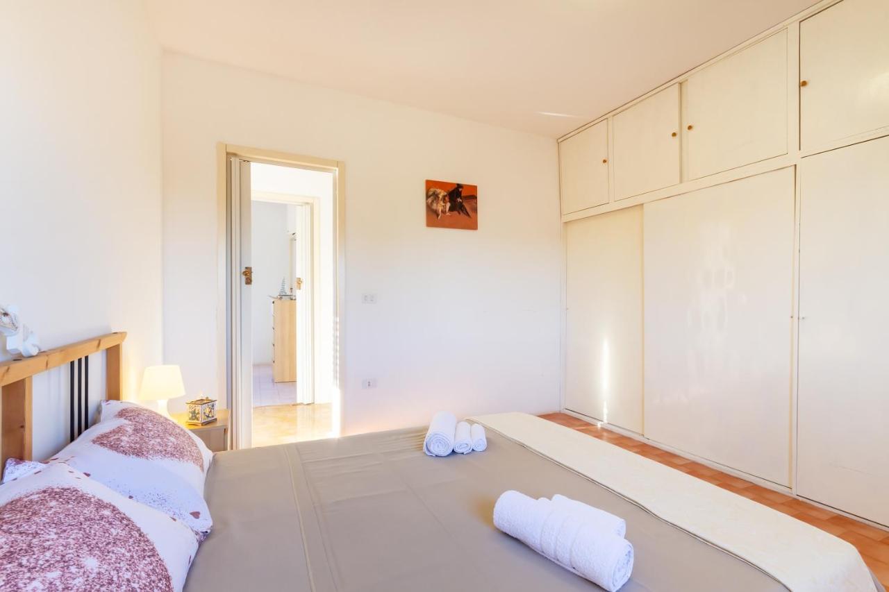 Porto Cesareo Luxury Air-Conditioned Villa Sleeps 10 Torre Lapillo Exterior photo